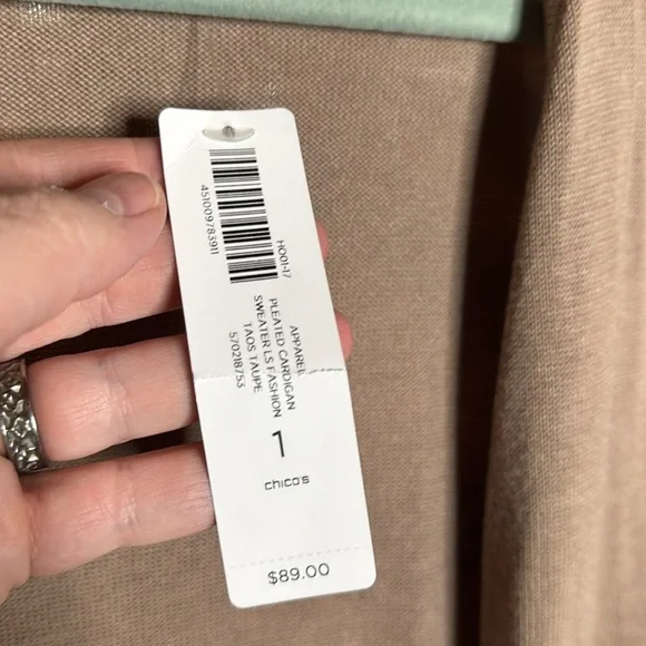 NWT Chico’s Long Pleated Cardigan Taos Taupe Size 8 Medium (1) - Picture 4 of 7